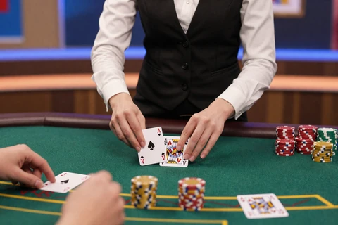 Live Blackjack von Playtech als Casino-Spielkarte im Total Casino
